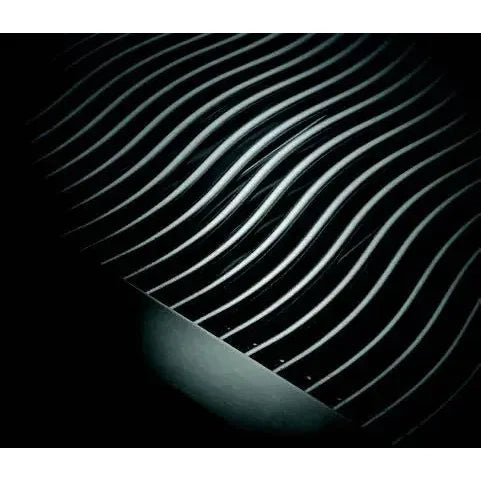 9mm stainless steel cooking grids on the Napoleon 700 Series built-in grill
