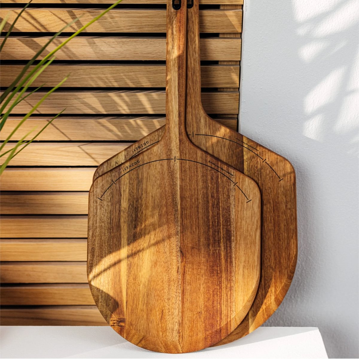 Gozney Acacia Wood Pizza Peel & Server L 14"