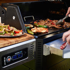 Food cooking on the Masterbuilt Gravity Series 800
