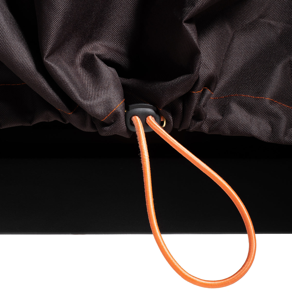 Drawcord on the Masterbuilt 40 inch vertical smoker cover