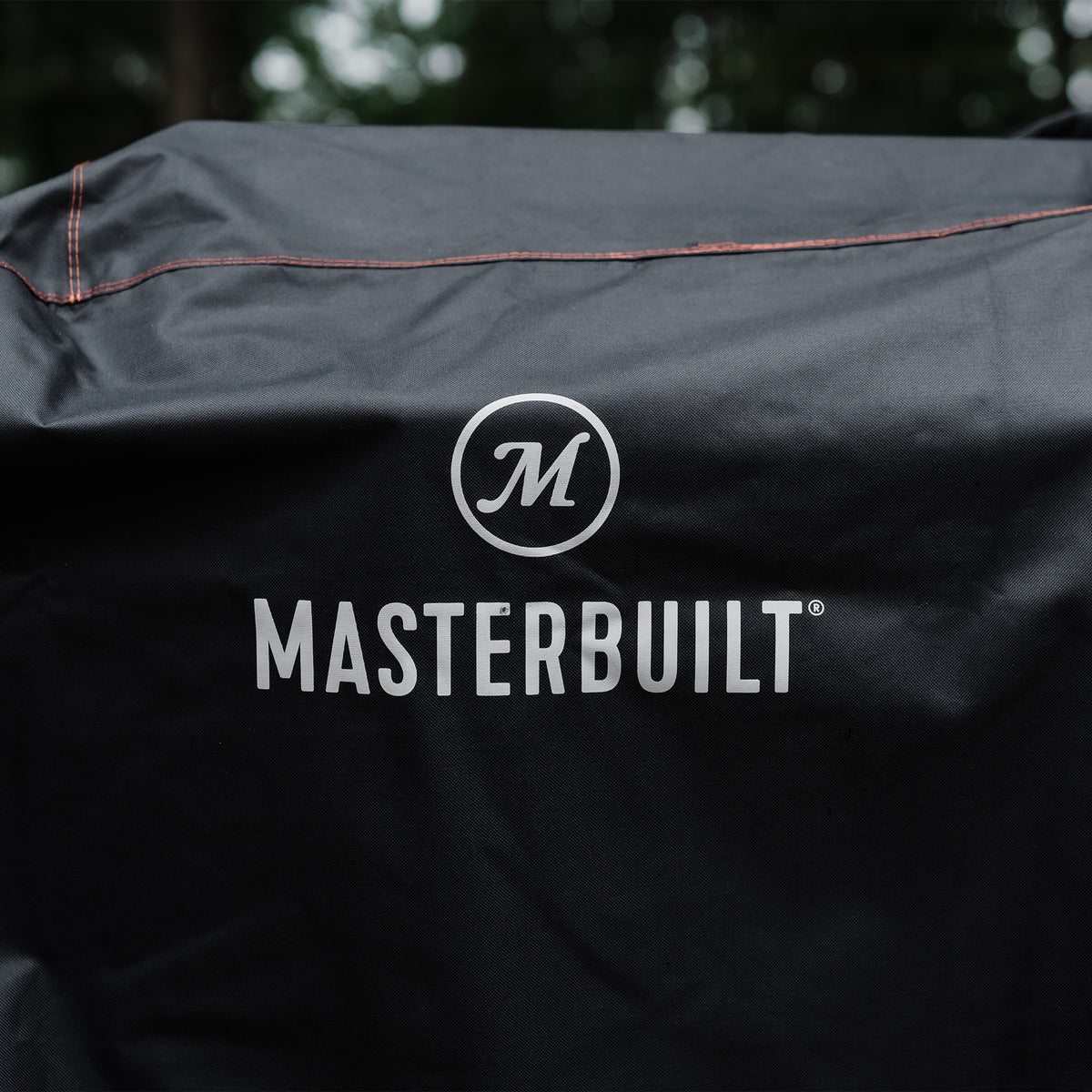 Masterbuilt logo on the large Gravity Series cover