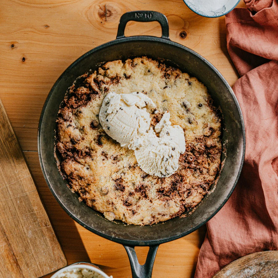 Hornbeam No 10 Cast Iron Skillet