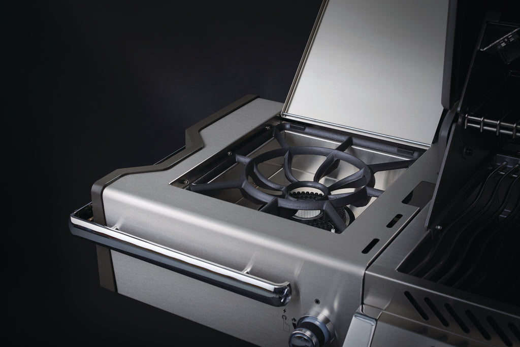 Prestige® PRO 825 RSBI with Power Side Burner, Infrared Rear & Bottom Burners