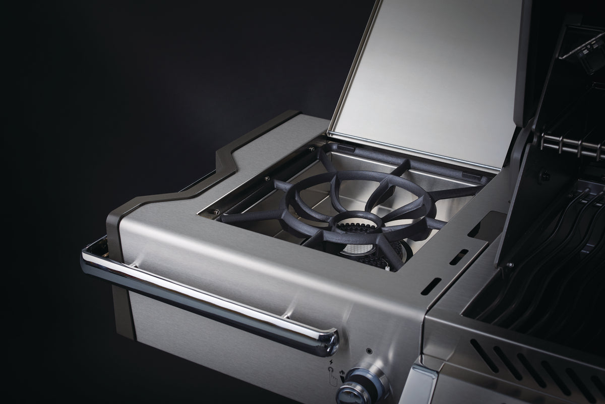 Prestige® PRO 825 RSBI with Power Side Burner, Infrared Rear & Bottom Burners