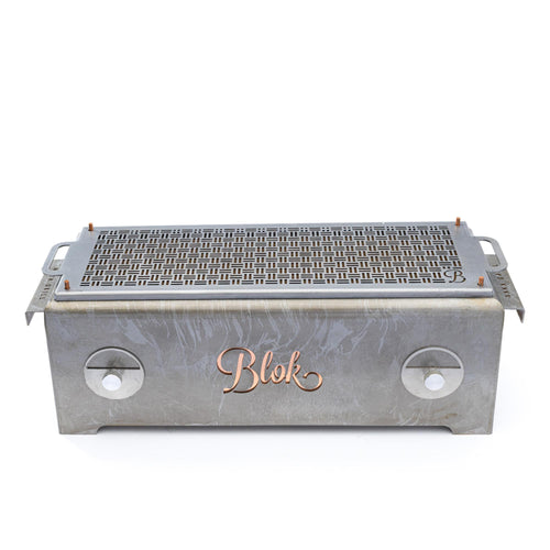 Blok NAKA table grill in patina, front view
